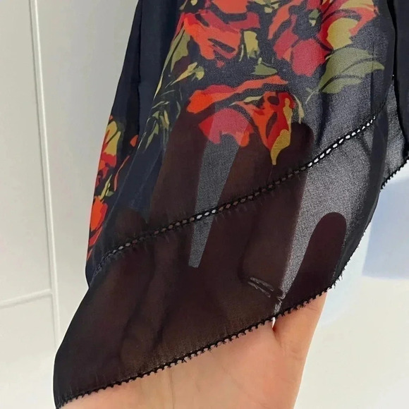 Gentle Fawn/ Sheer navy blue floral blouse/ Size US  XS - Picture 6 of 13